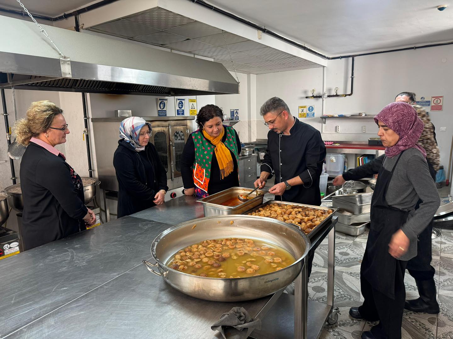 Başkan Seher Ünsal’dan Adem’e Destek!2