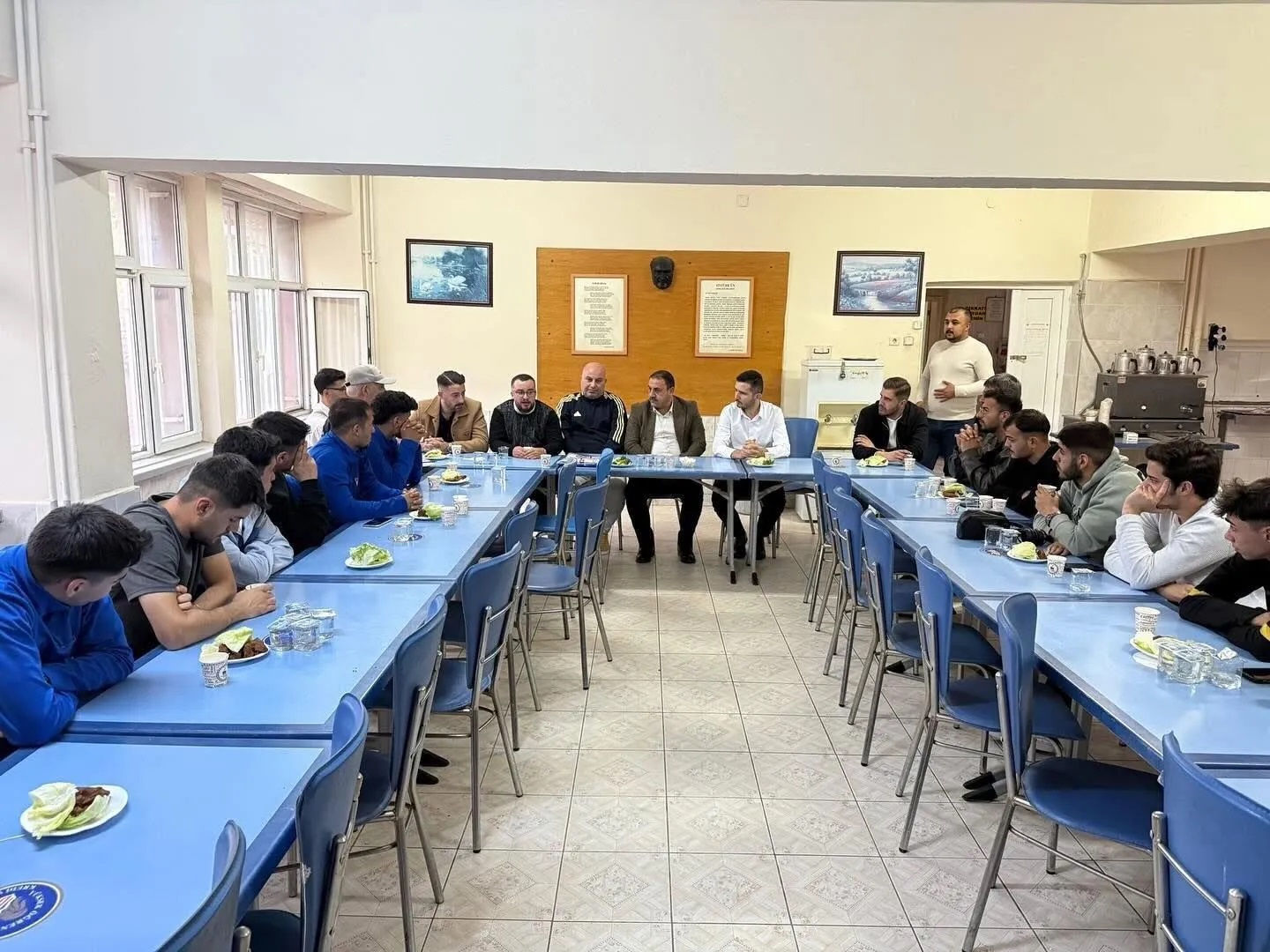 Çiçekdağı Belediyespor, Yeni Sezona Öncesi Bir Araya Geldi (2)