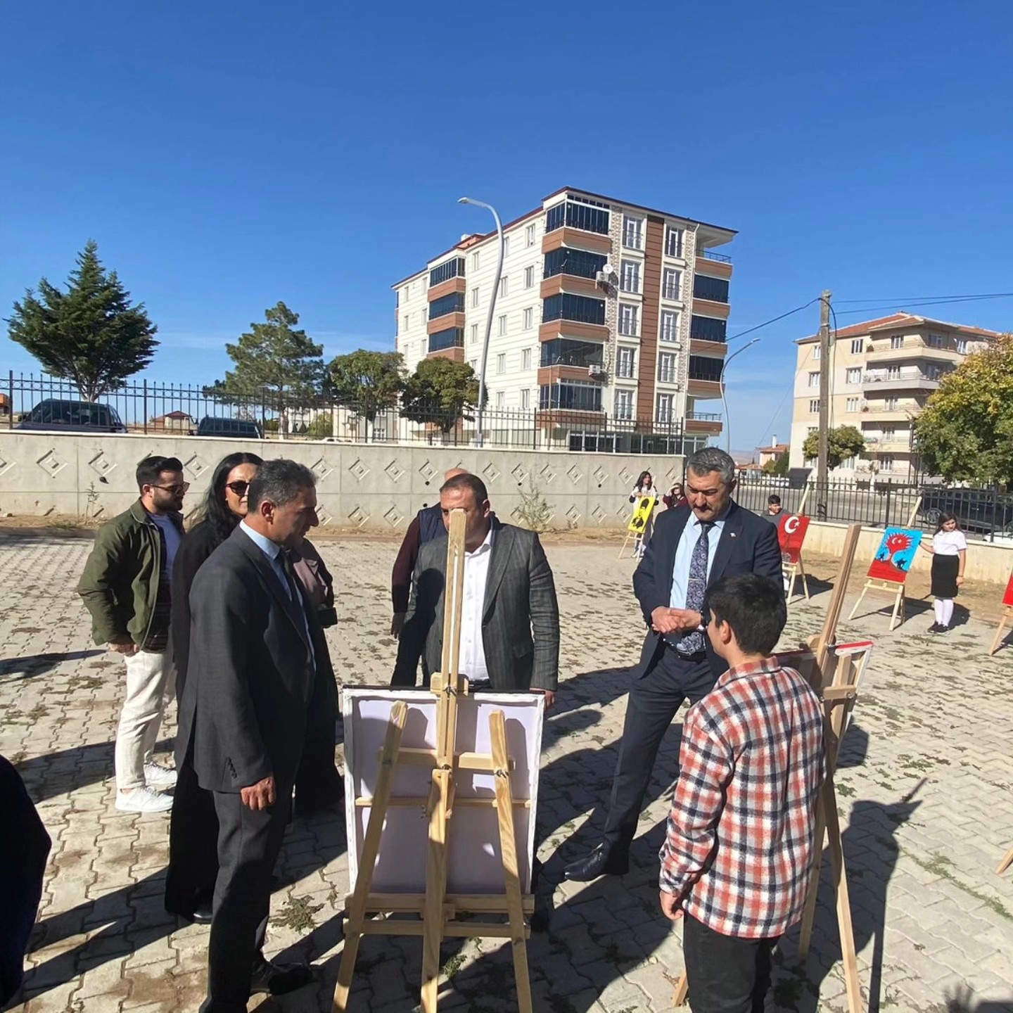 Çiçekdağı’nda Cumhuriyet Coşkusu Resim Sergisiyle Taçlandı2