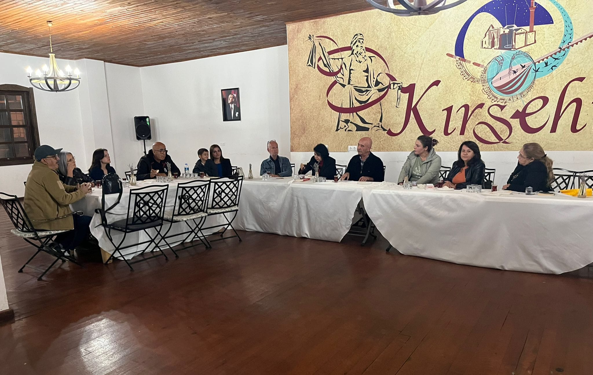 Edebiyatın Nabzı Kırşehir’de Atıyoratife Tekin Masaya Yatırıldı