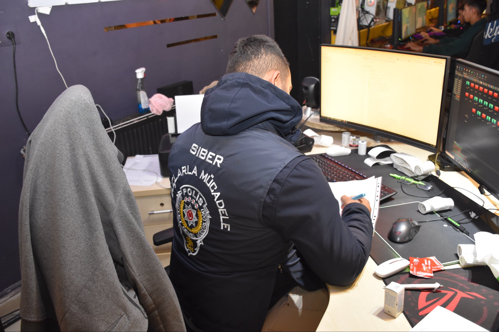 Emniyet Müdürü Görücü Sahada İncelemeleri Sürdürüyor