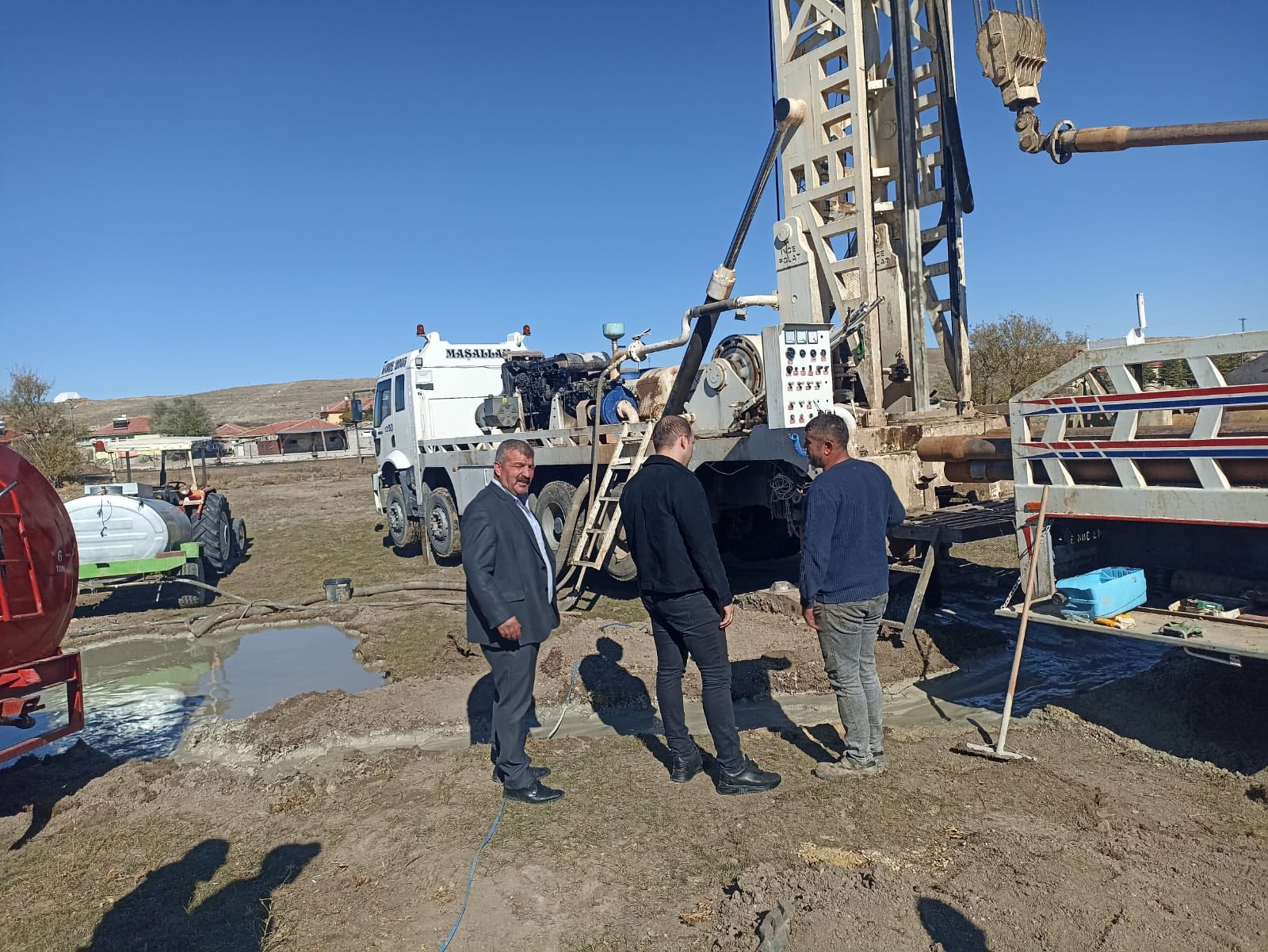 Harmanaltı Köyü’nde Içme Suyu Sondaj Çalışmaları Yerinde Incelendi1