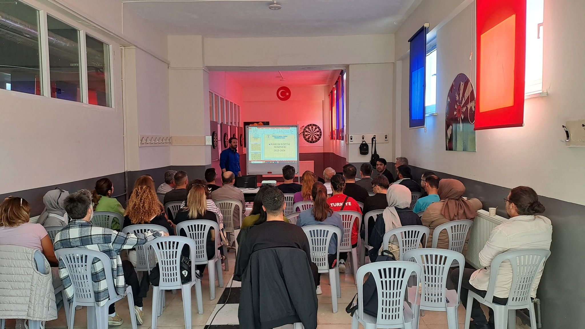 Kırşehir’de Masa Tenisi Hakemlerine Eğitim Semineri Düzenlendi (2)