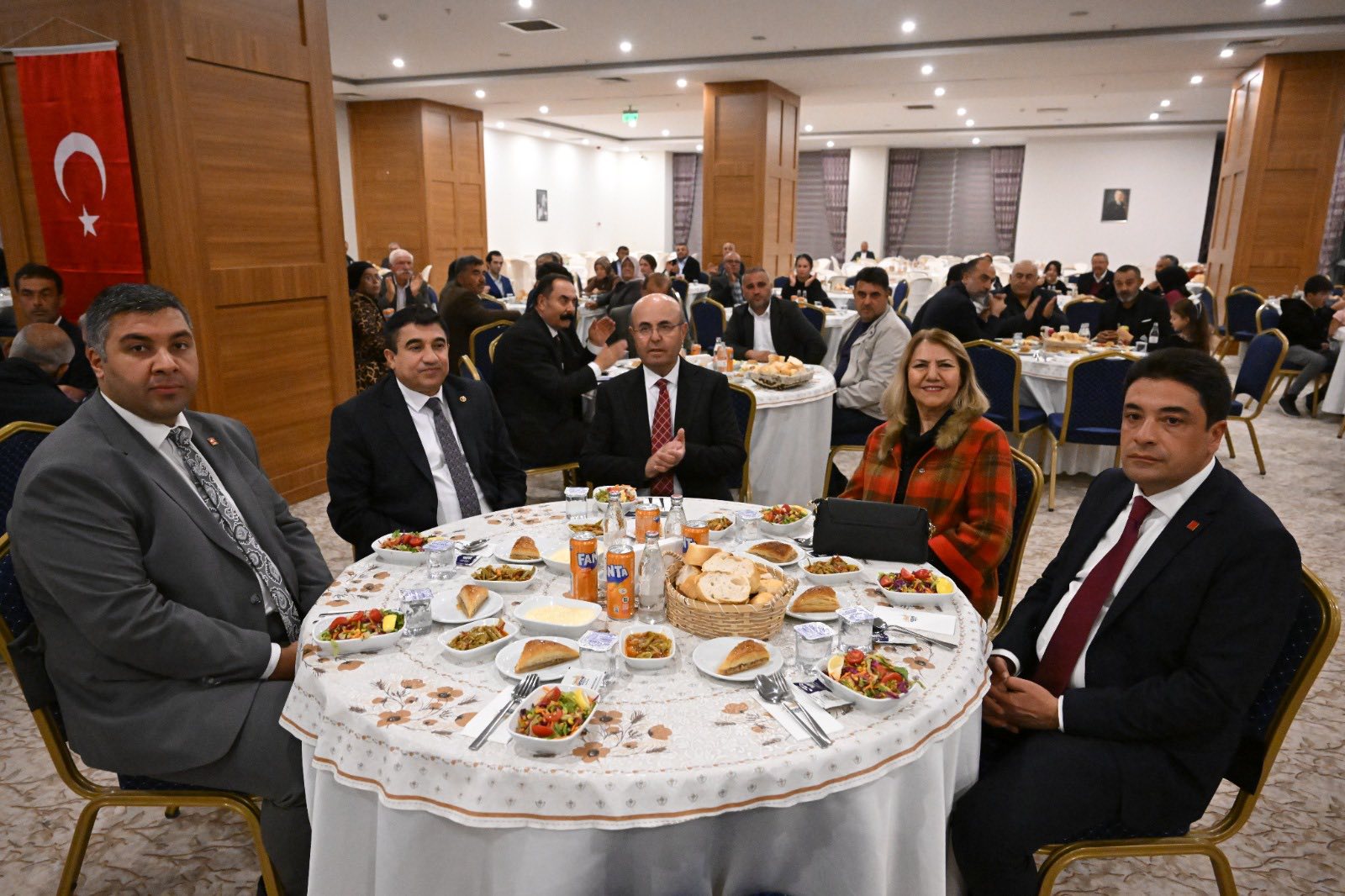 Kırşehir’de Muhtarlara Dayanışma Gecesi Düzenlendi!1