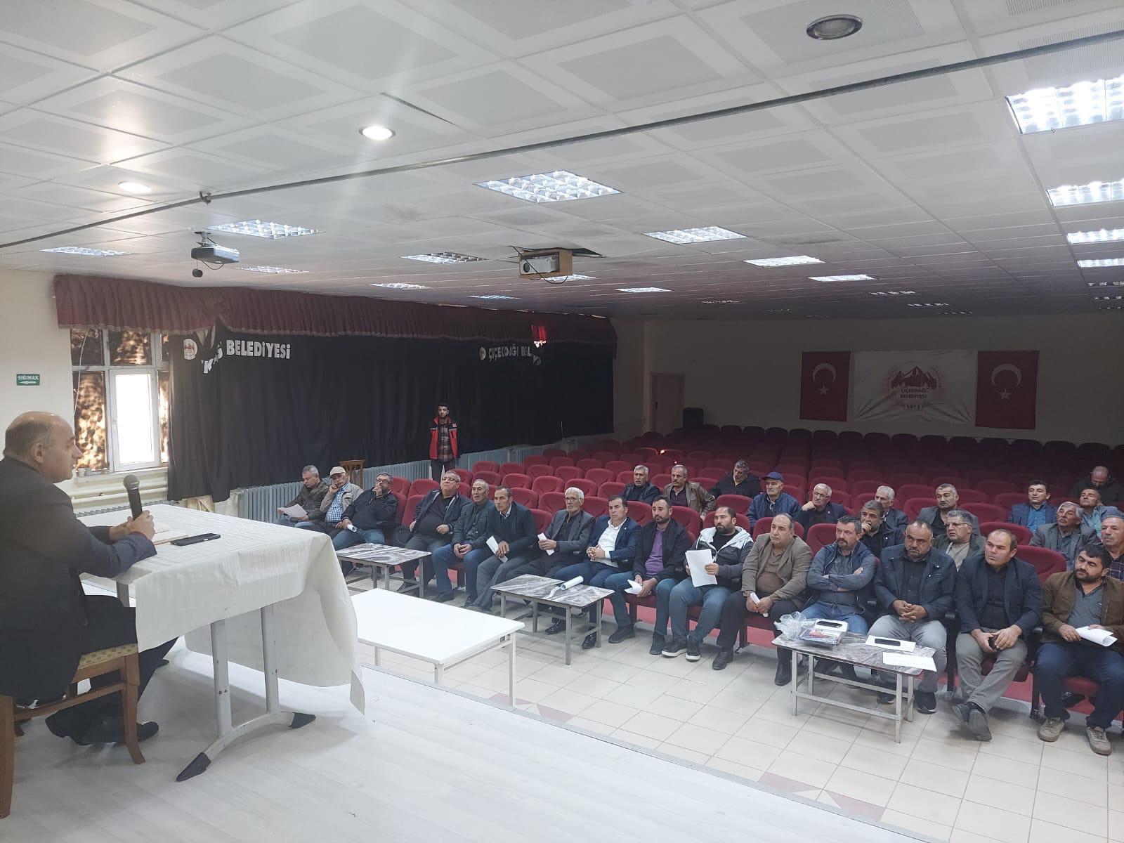 Kırşehir’de Muhtarlara Tarım Sayımı Bilgilendirmesi Yapıldı1