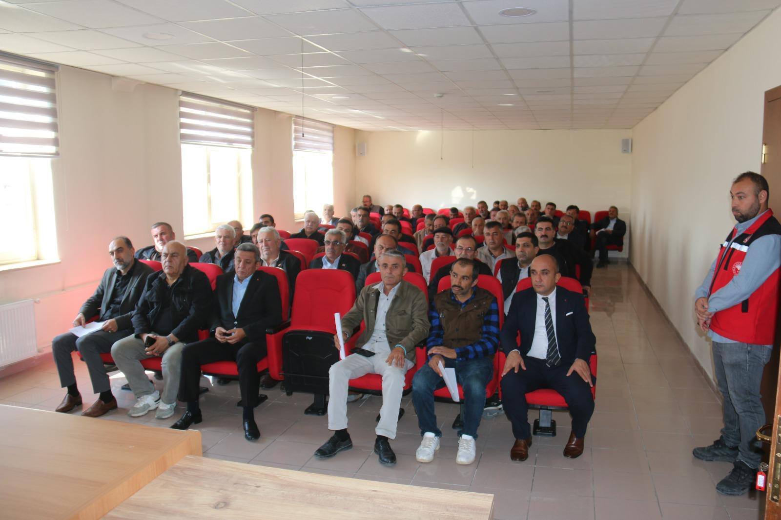 Kırşehir’de Muhtarlara Tarım Sayımı Eğitimi Verildi 3