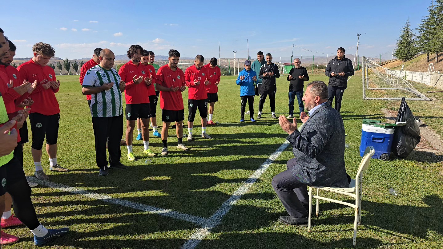 Kırşehirspor’a Manevi Destek, İmam Kadir Aktaş’tan Dua! (2)