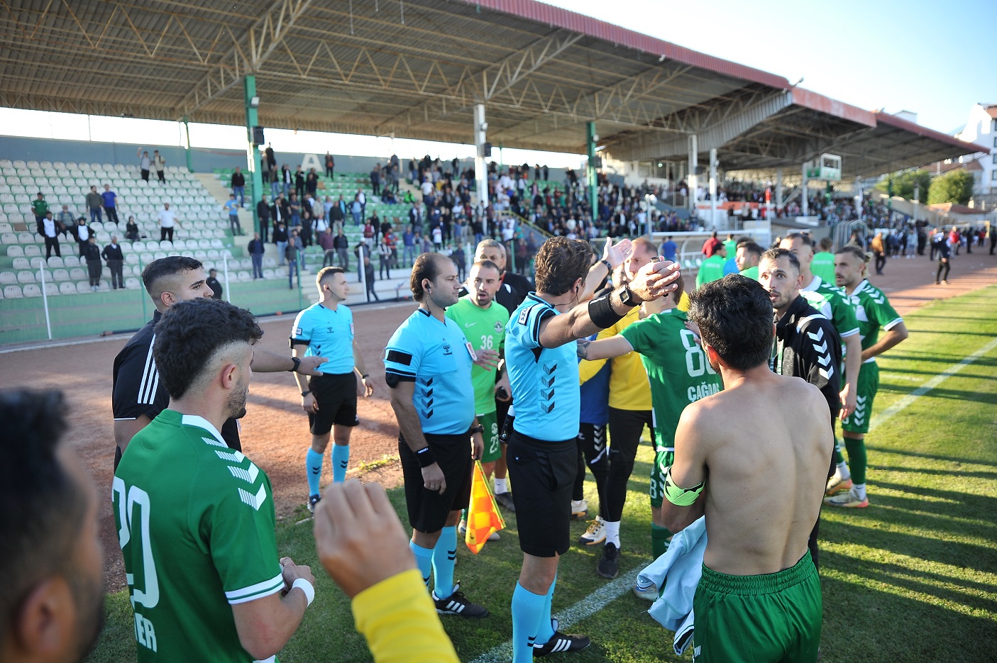 Kırşehirspor’dan Ongun Ve Ekicioğlu’na Ceza! (1)