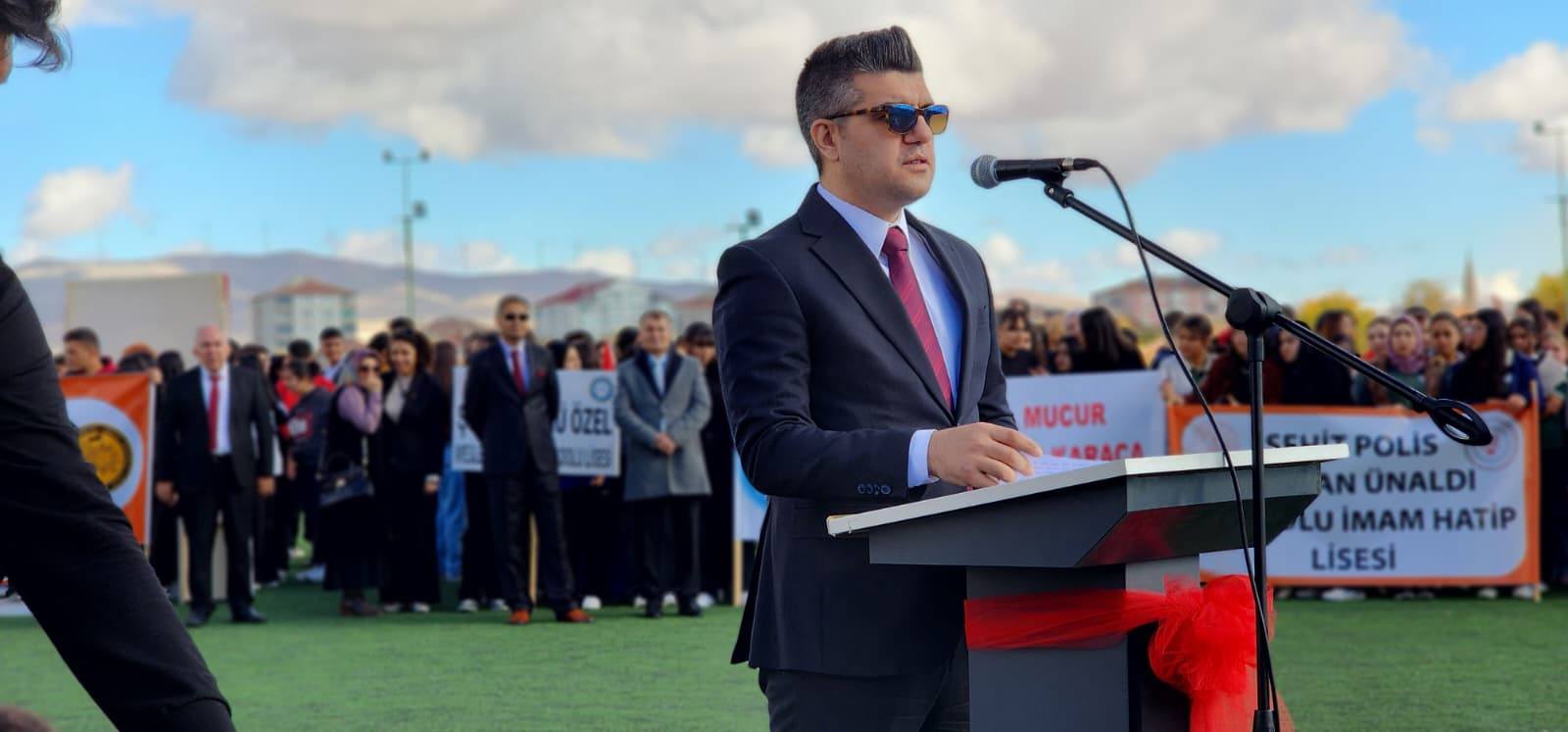 Mucur’da Cumhuriyet Sevinci Stadyuma Taştı!2