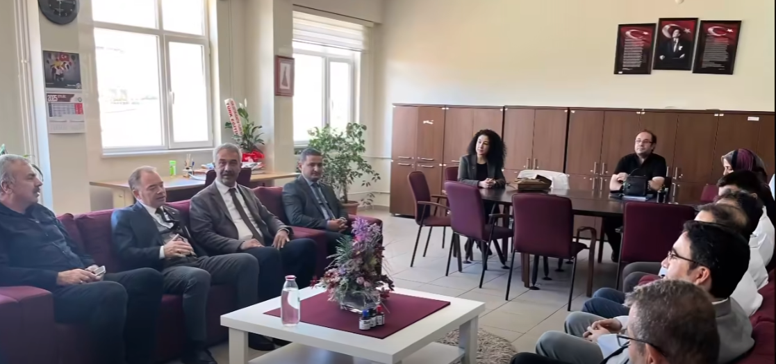 Müdür Gülşen Öğrencilerle Buluştu, Öğretmenleri Dinledi