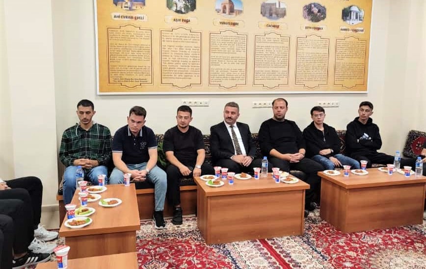 Spor İl Müdürü Çakmakçı, Gençlerle Bir Araya Geldi (1)