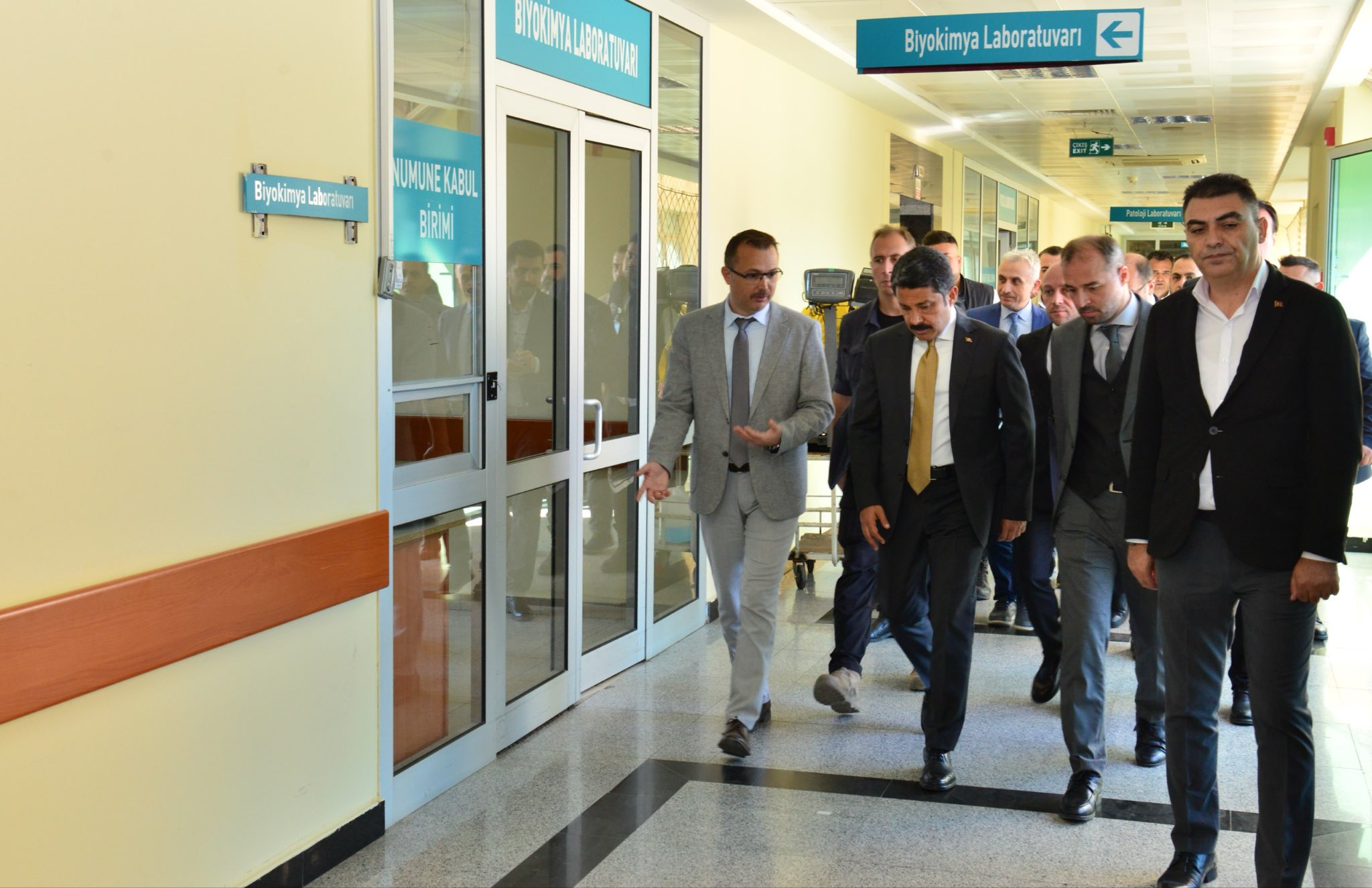 Vali Demiryürek’ten Gebe Sınıfına Destek