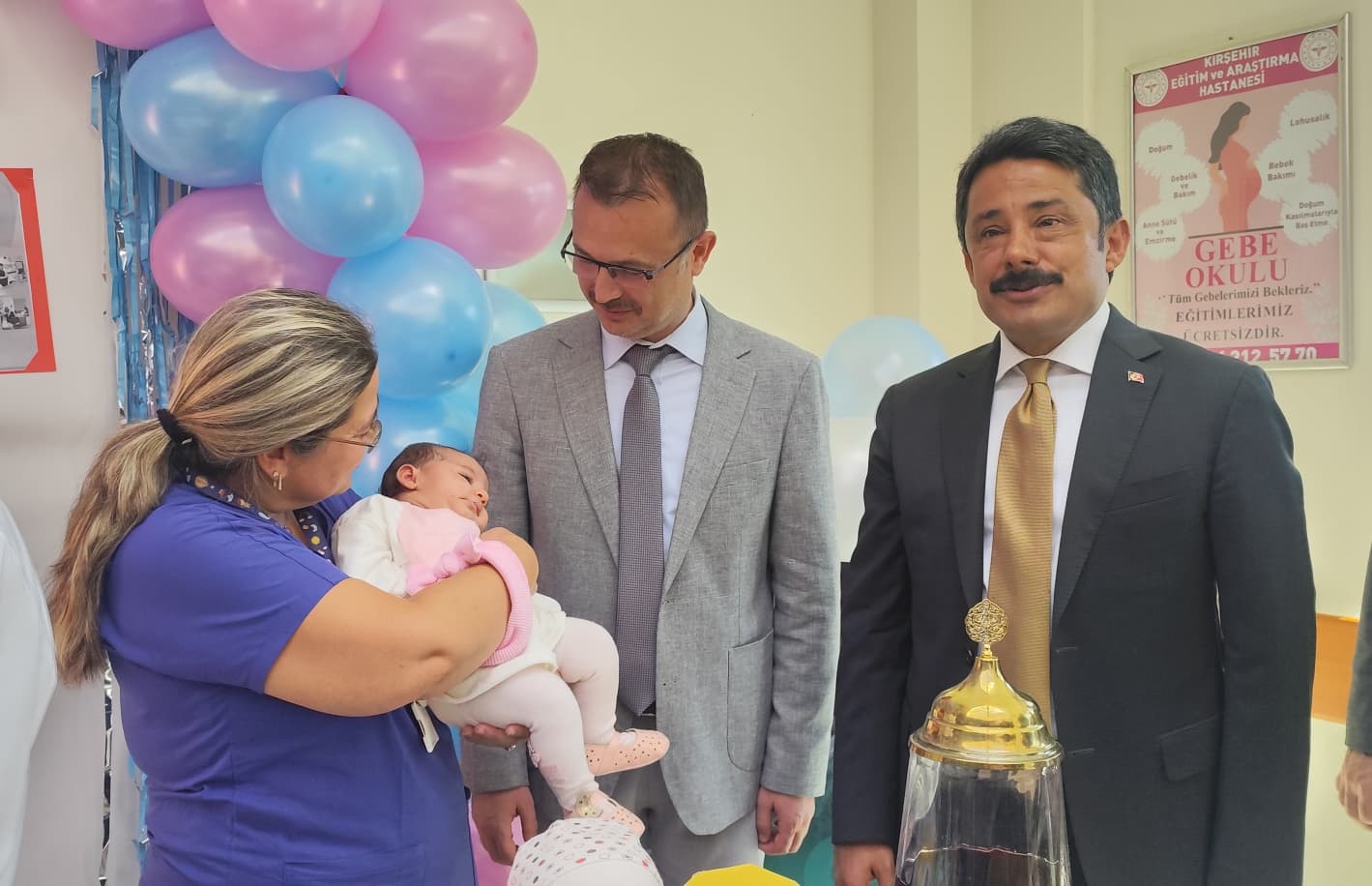 Vali Demiryürek’ten Gebe Sınıfına Destek1