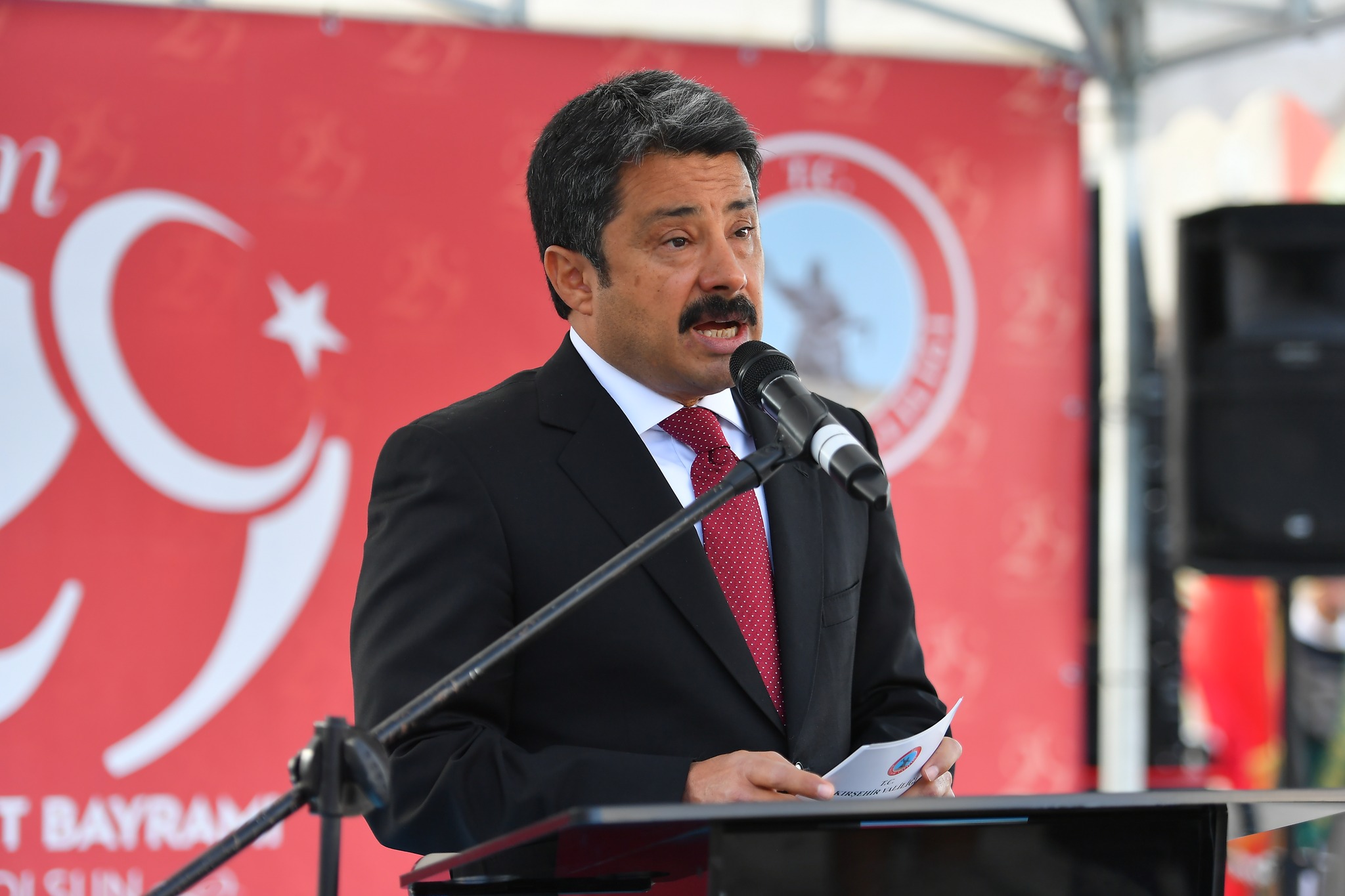 Vali Demiryürek“Yaşasın Büyük Türk Milleti”3