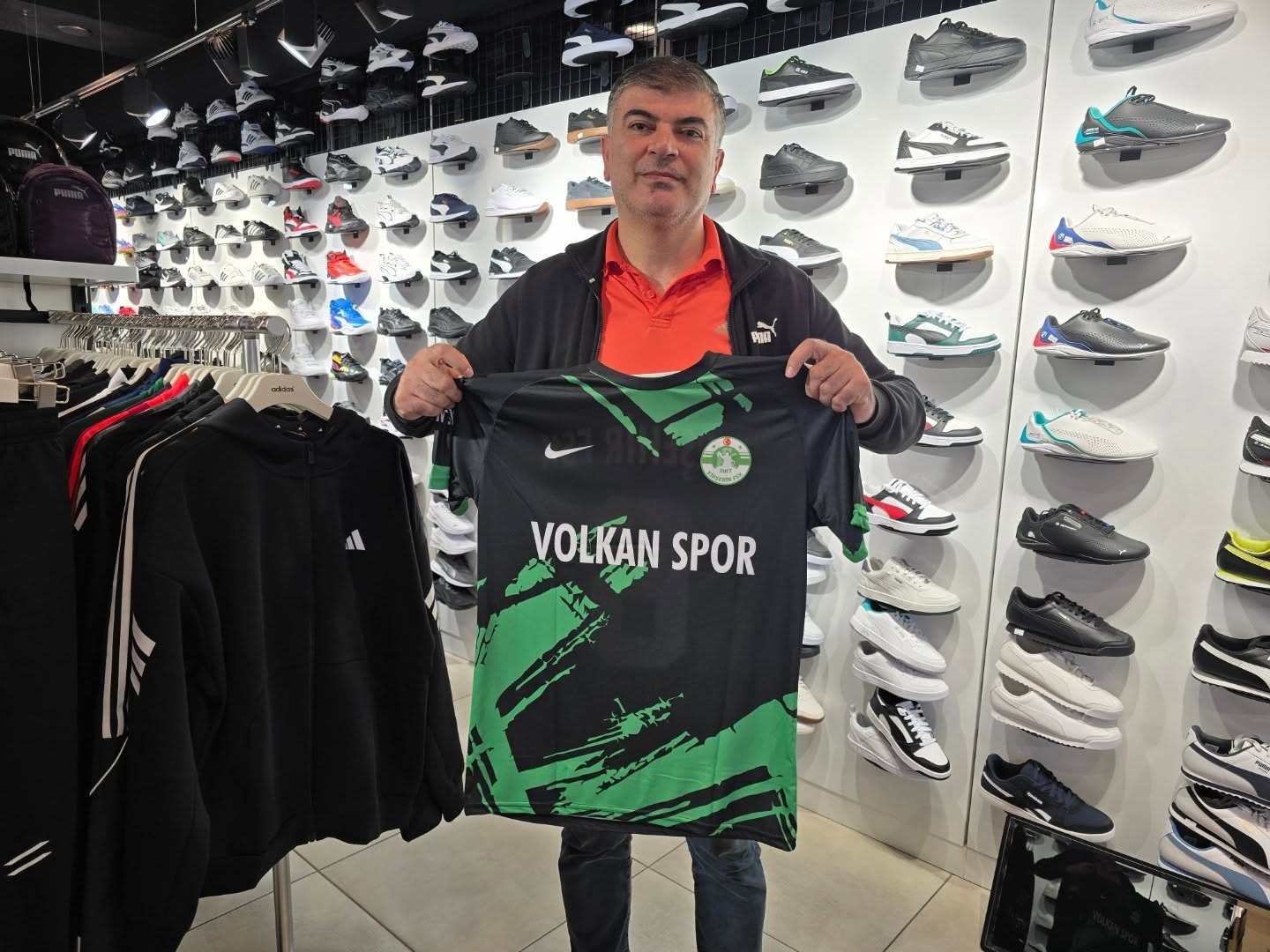 Volkanspor’dan Kırşehirspor Altyapısına Forma Jesti Daha! (2)