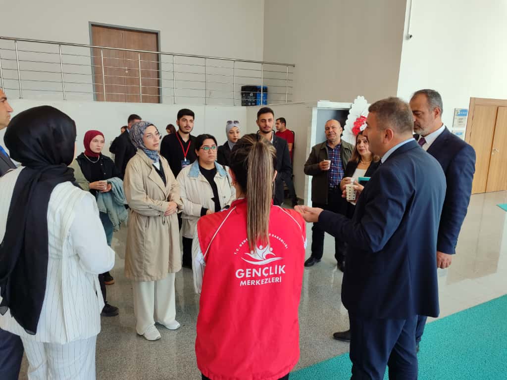 Yasin Çakmakçı, Gençlerle Uni̇des Buluştu (3)