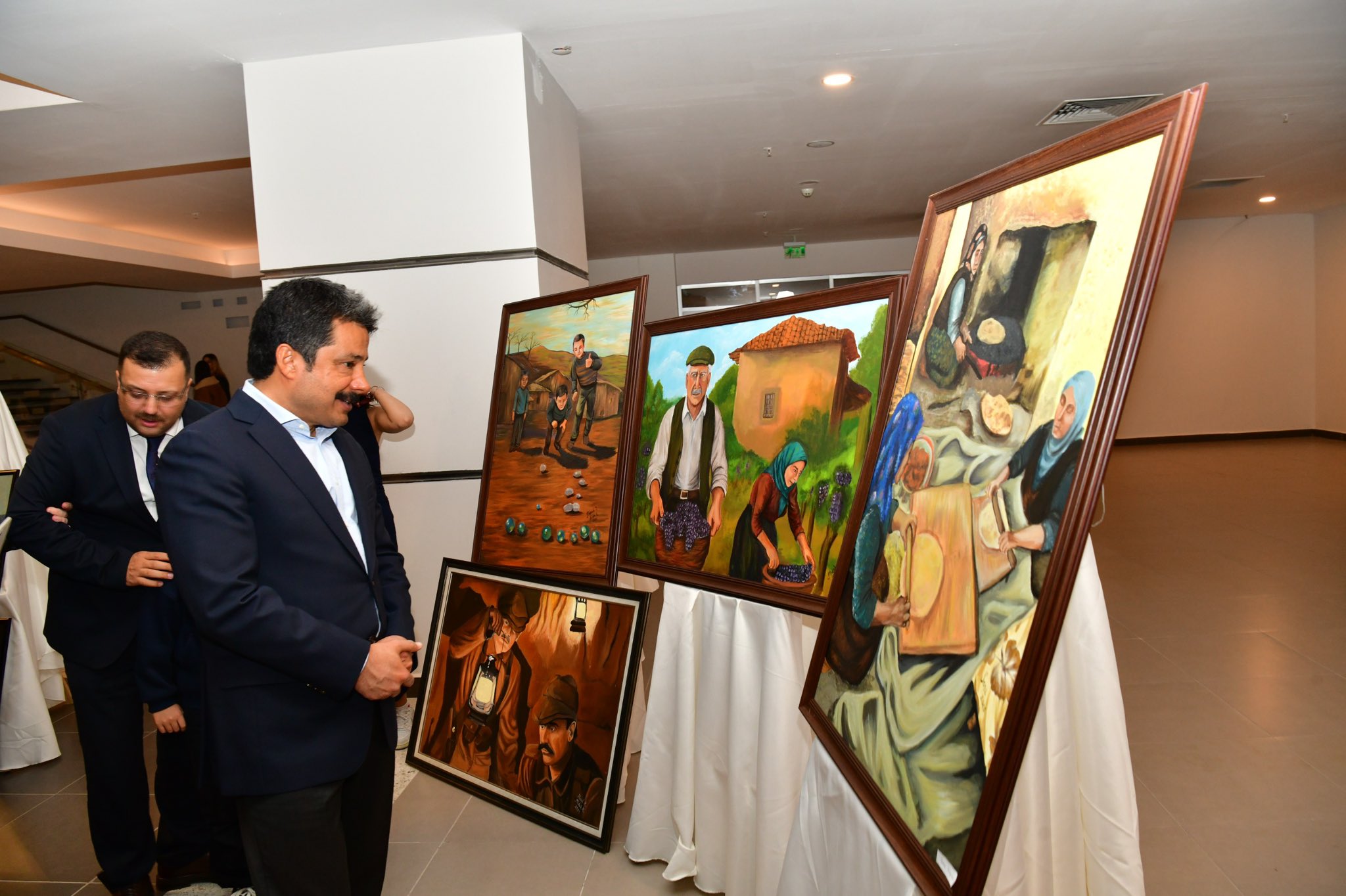 Yücel Arzen Kırşehir’de Genç Yeteneklerle Sahnedeydi5