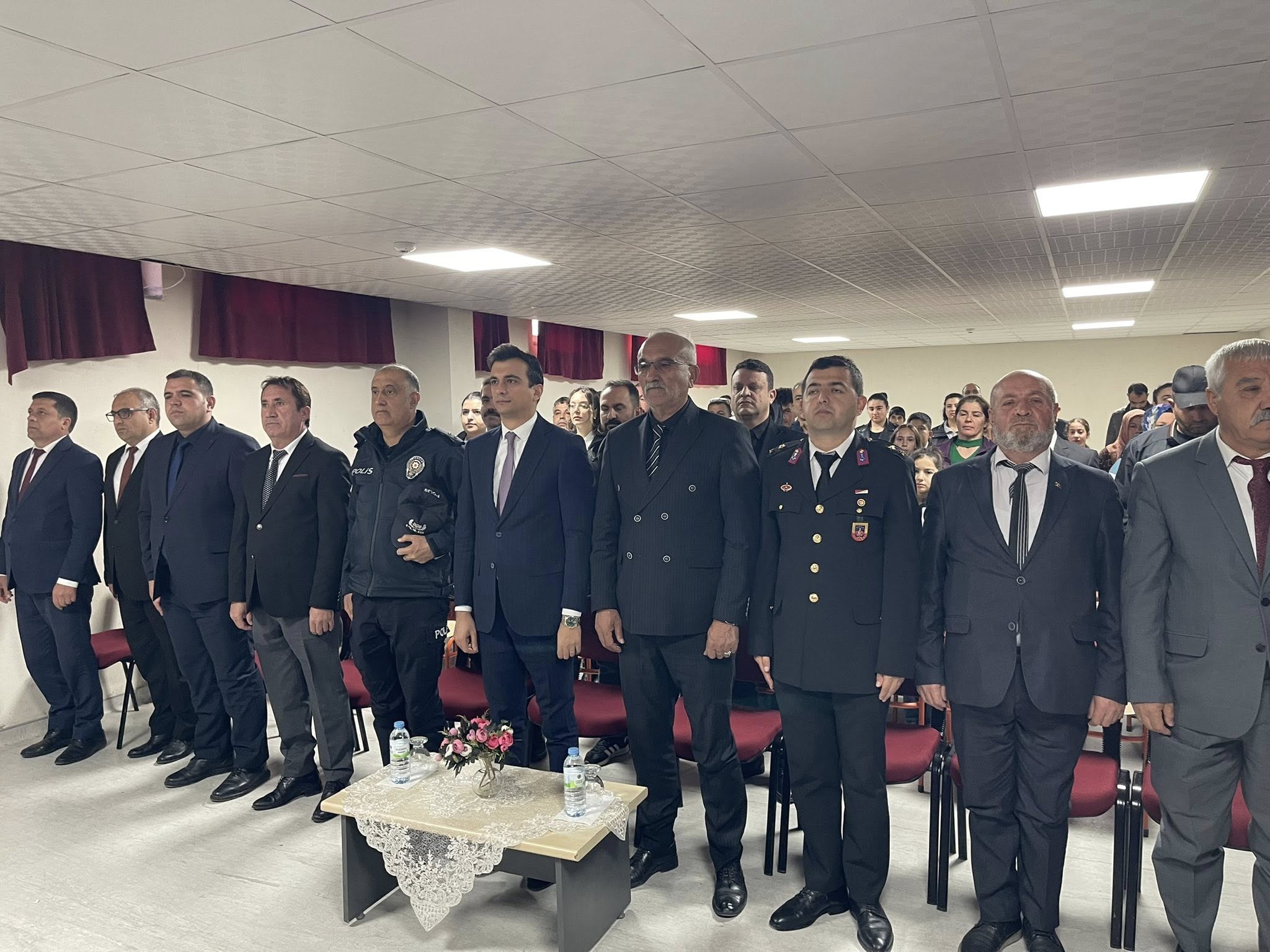 10 Kasım’da Boztepe’de Kalpler Atatürk Için Çarptı3