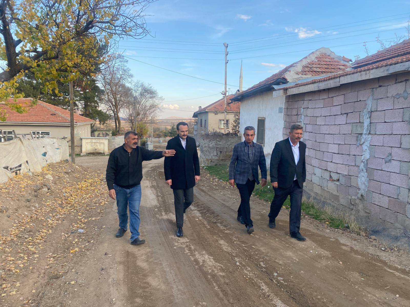 Akpınar Kaymakamı Köy Halkıyla Buluştu, Yatırımları Yerinde Denetledi2