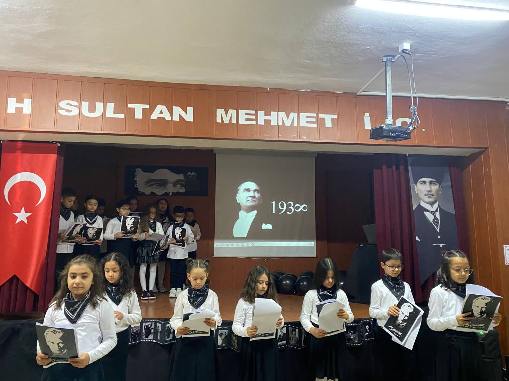 Akpınar’da Gençler Ata’yı Sahneyle Selamladı4