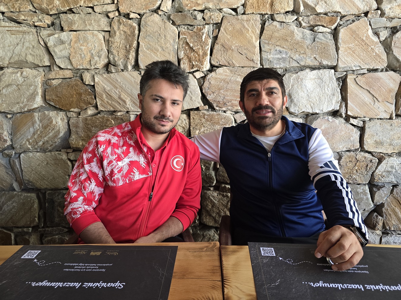 Avrupa Şampiyonu Akyüz’den Eski Antrenörüne Duygusal Ziyaret (2)