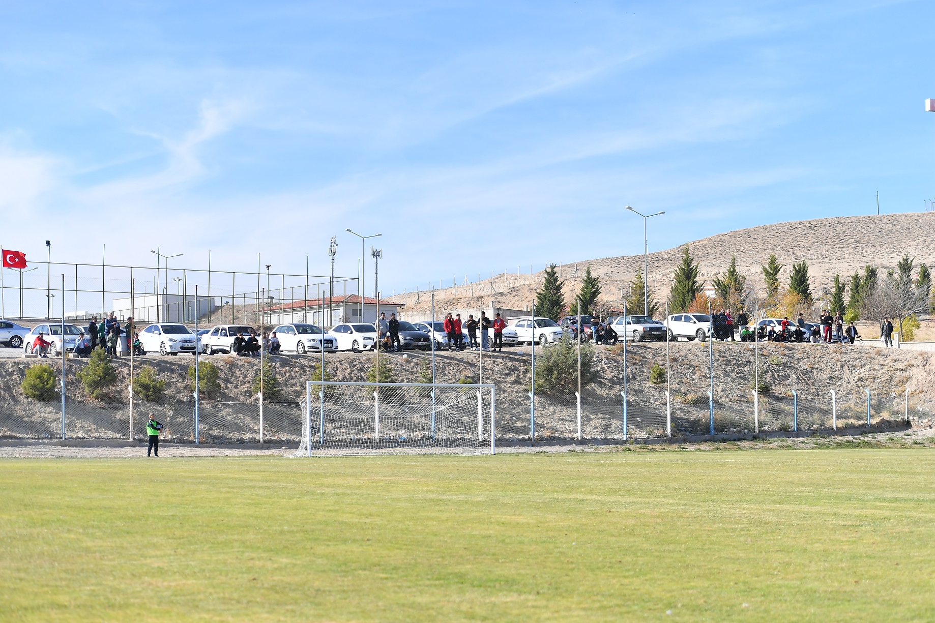 Bağbaşı Çim Sahası 15 Yıl Sonra Bal Heyecanına Sahne Oldu (2)