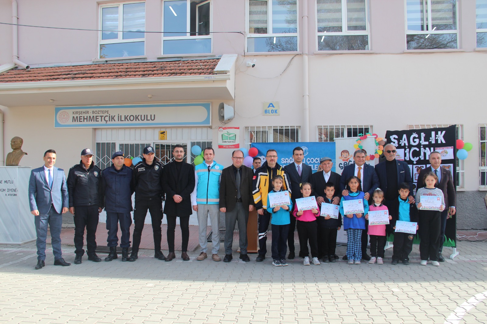 Boztepe’de Çocuklar Için Sağlık Istasyonları Kuruldu2