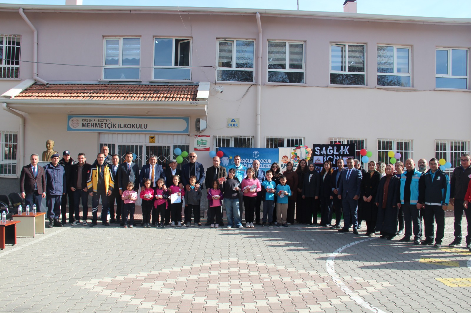 Boztepe’de Çocuklar Için Sağlık Istasyonları Kuruldu5