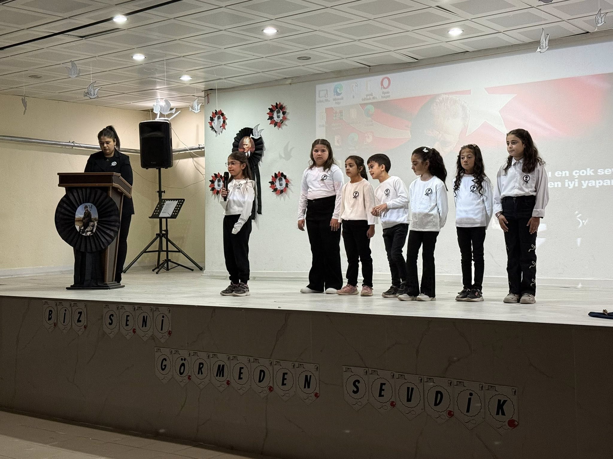 Çiçekdağı’nda Cumhuriyetin Mimarı Sanatla Anıldı3