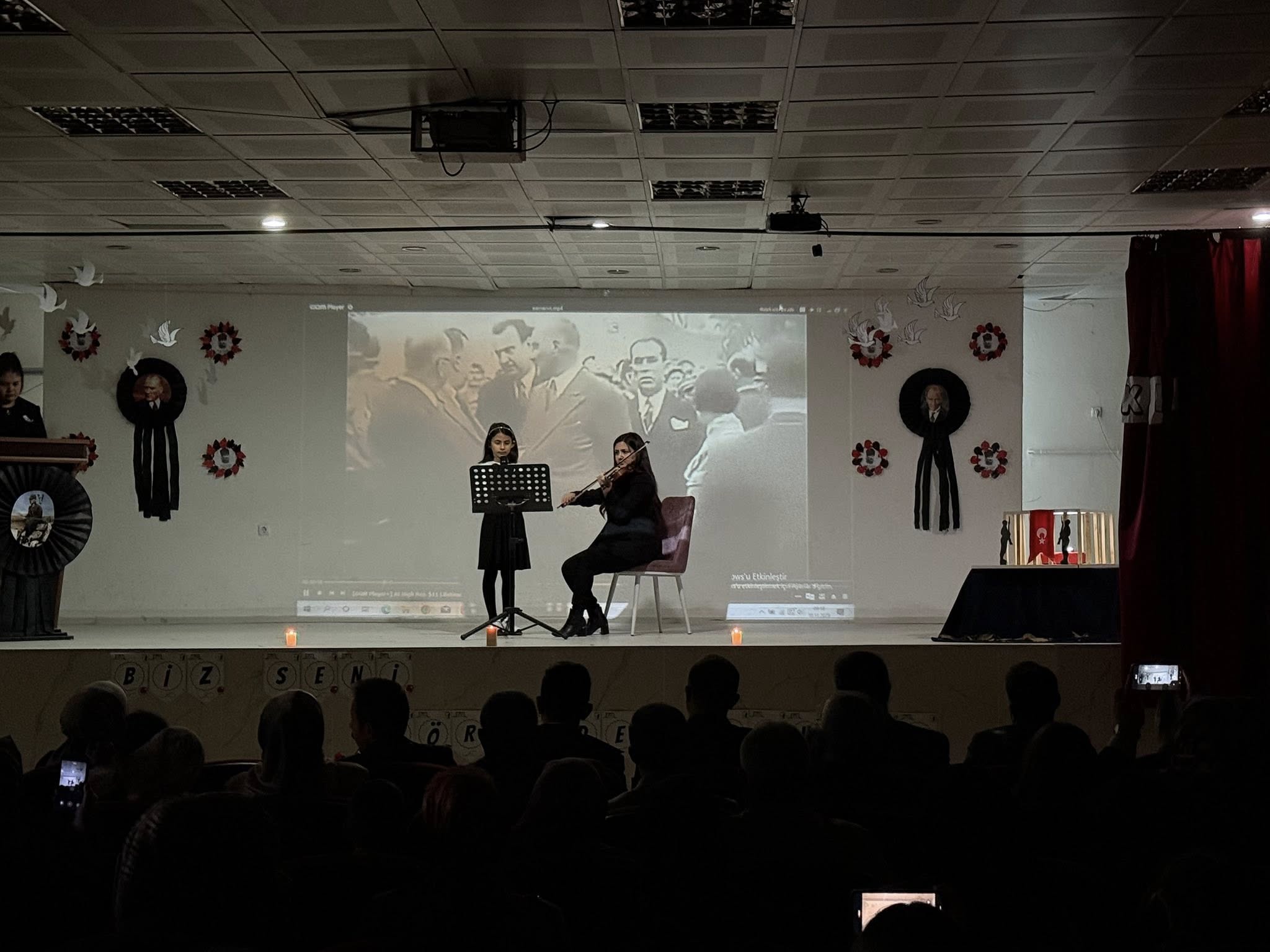 Çiçekdağı’nda Cumhuriyetin Mimarı Sanatla Anıldı4