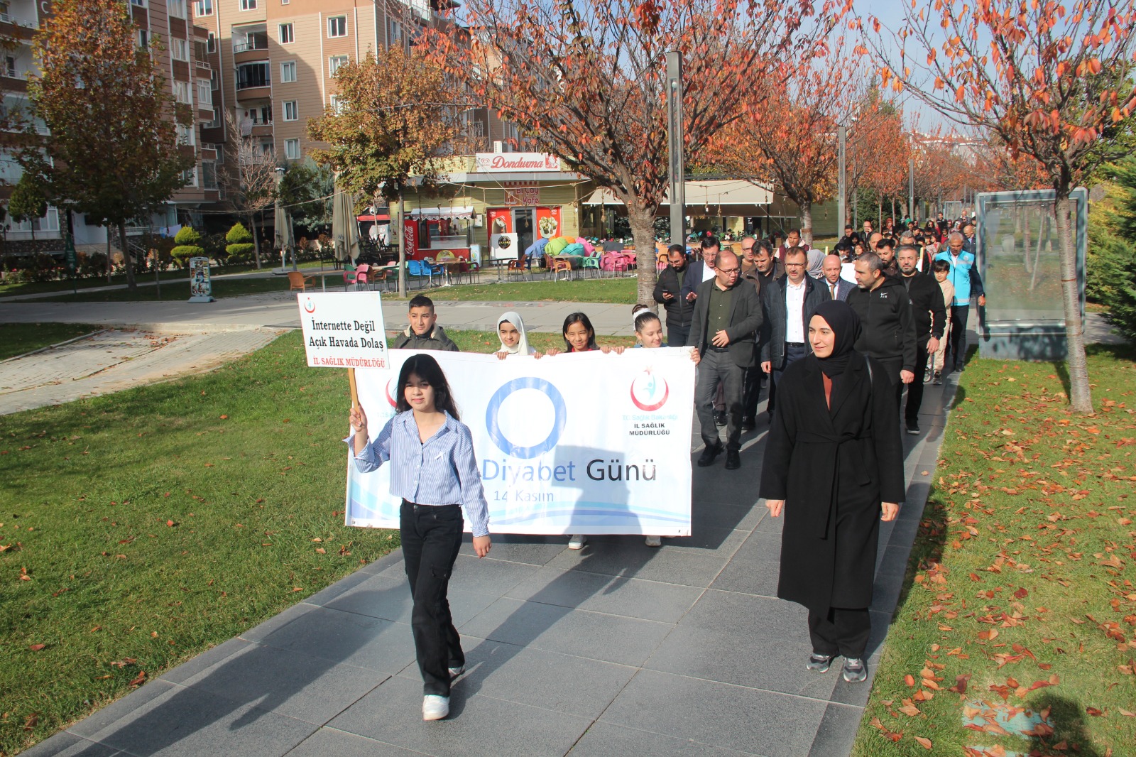 Diyabet Farkındalık Yürüyüşü Kentpark’ta Yapıldı 3