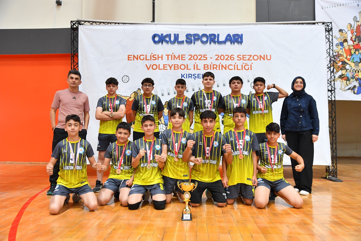 Erol Güngör Ortaokulu Şampiyonluk Kupasını Kimseye Bırakmadı (1)