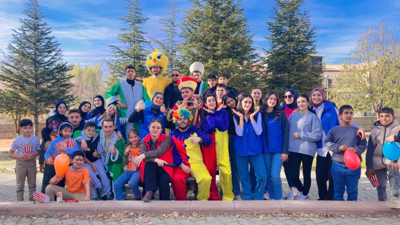 Gönüllü Gençlerden Anlamlı Ziyaret (3)