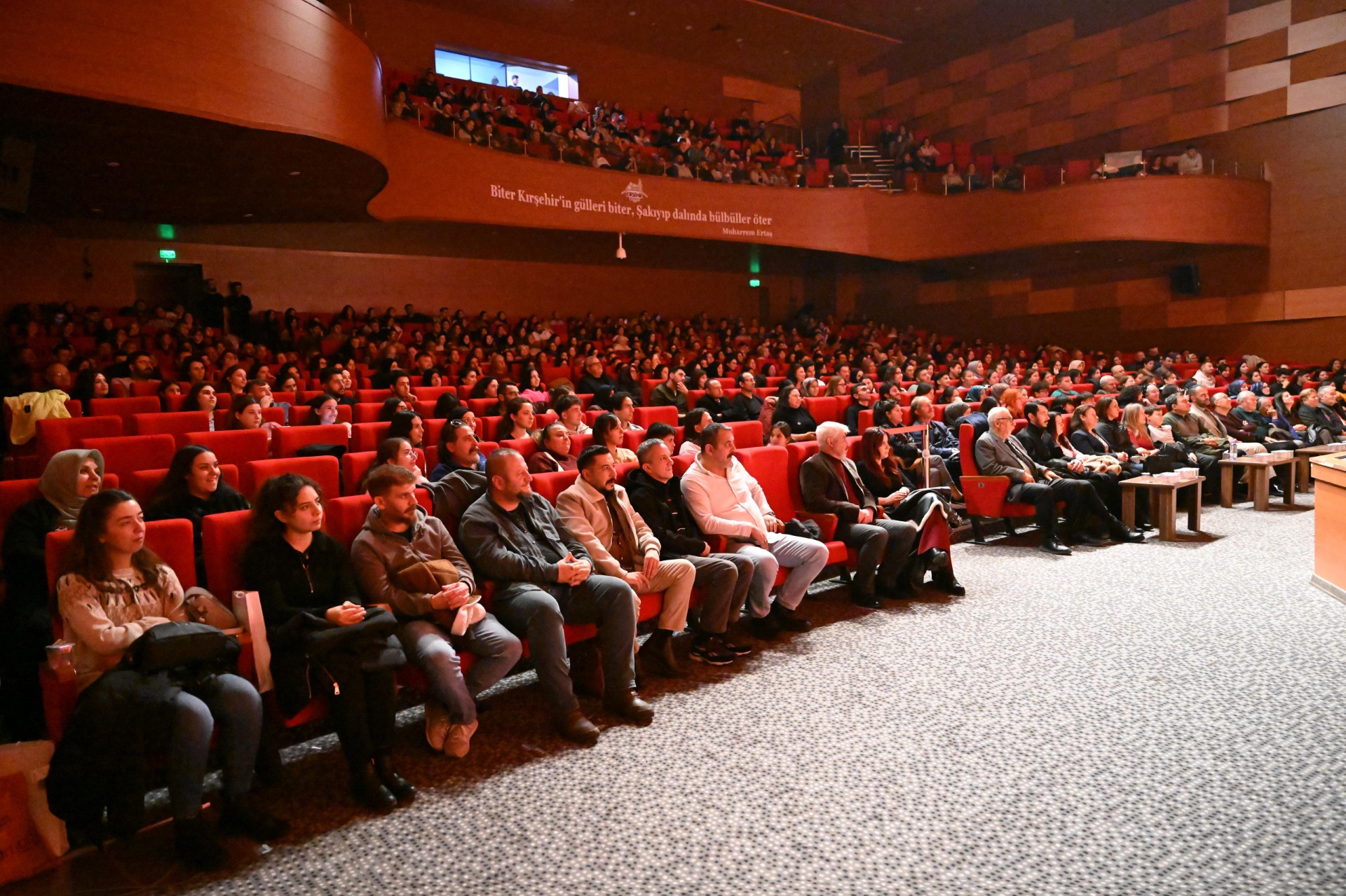 Kırşehir’de 3. Tiyatro Festivali Devam Ediyor3