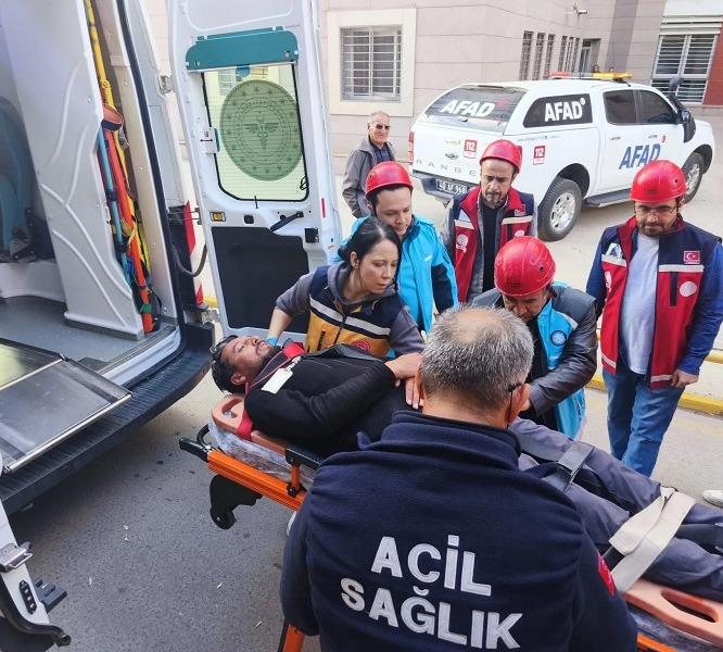 Kırşehir’de 5.7’Lik Senaryo, Ekipler Gerçek Gibi Müdahale Etti4