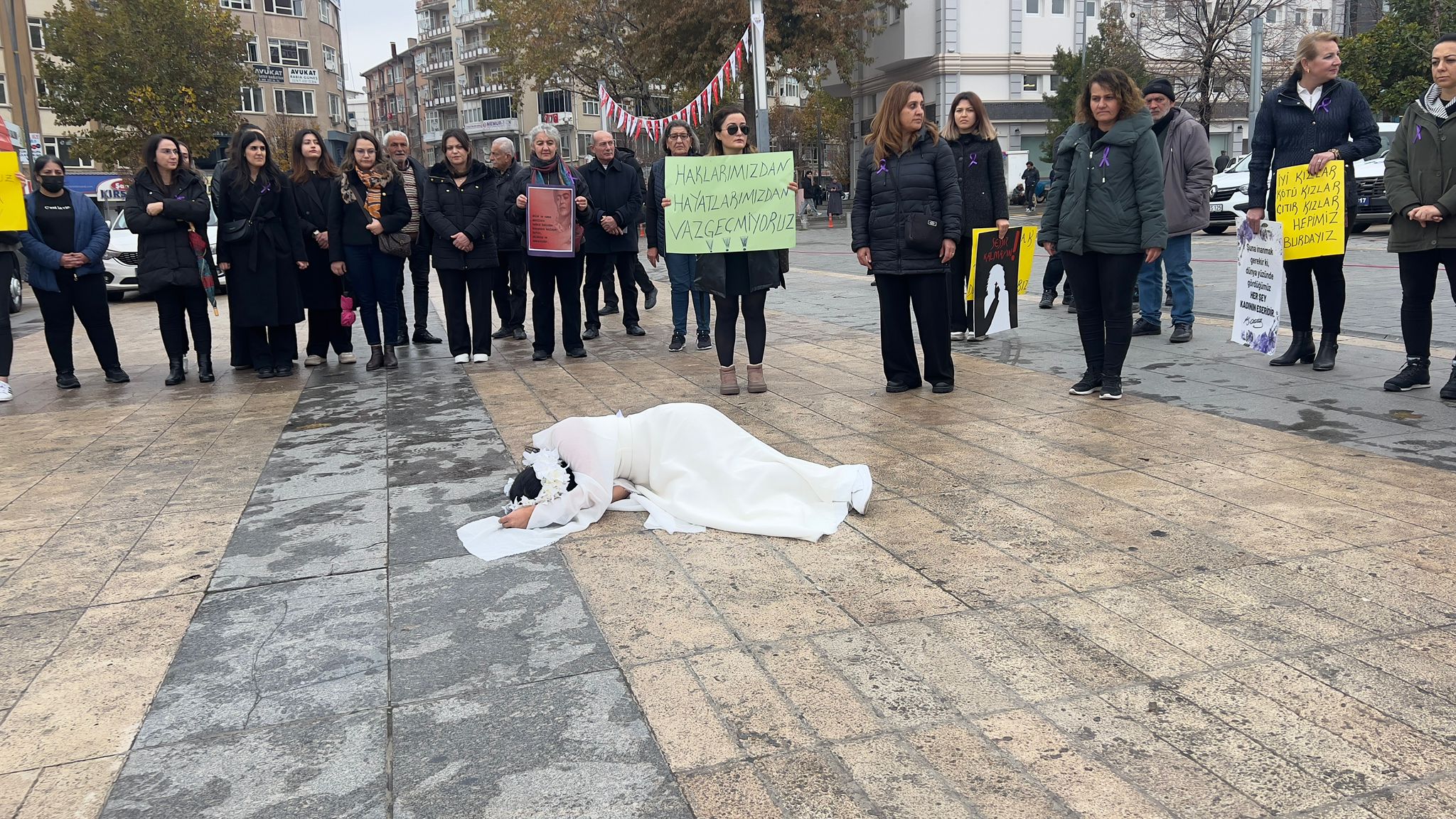 Kırşehir’de Kadın Şiddetine Karşı Sessiz Çığlık Yükseldi6