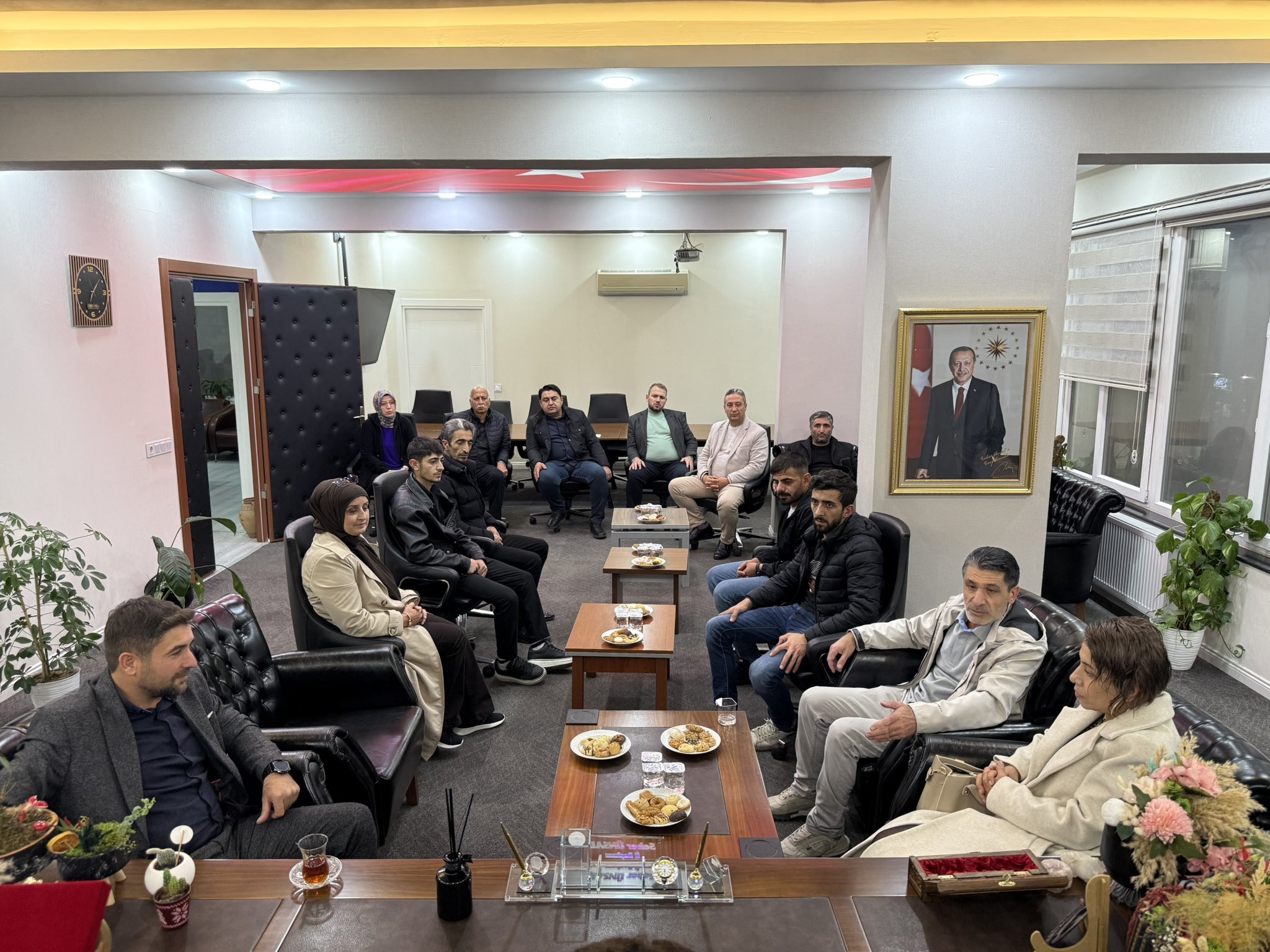 Kırşehir’de Siyasi Geçişadem Demir Ak Parti’de3