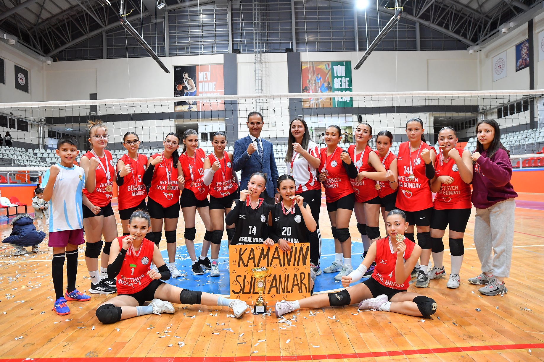 Kızıközüspor Yenilgisiz Şampiyonluğa Ulaştı (6)