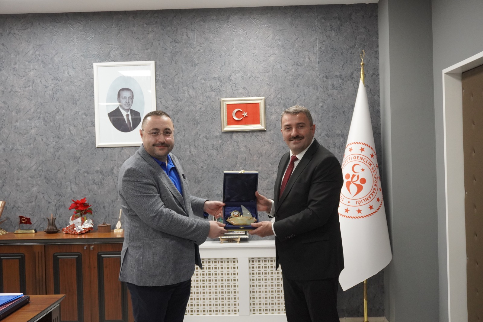 Kredi Ve Yurtlar Genel Müdürü Ve Daire Başkanı Kırşehir’de Ziyaretlerde Bulundu (1)