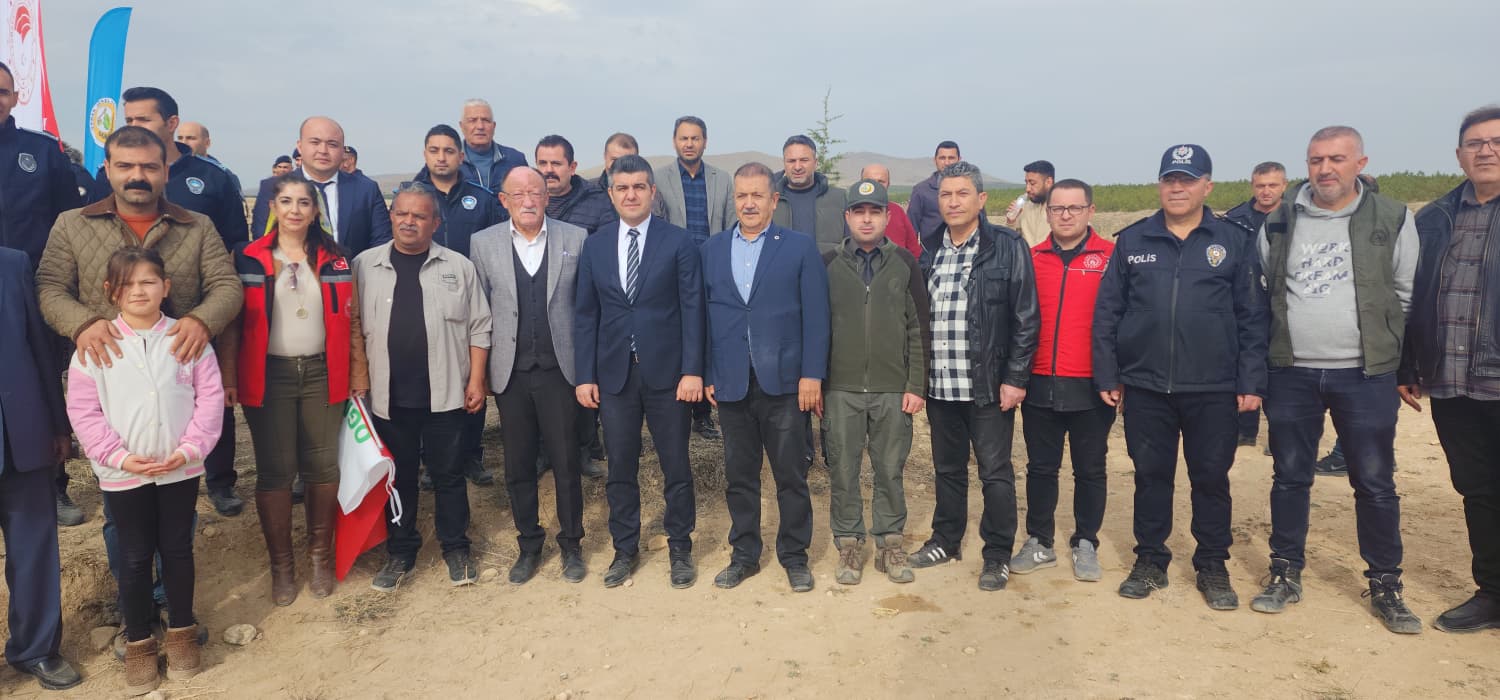 Mucur’da Geleceğe Nefe Fidanlar Toprakla Buluştu