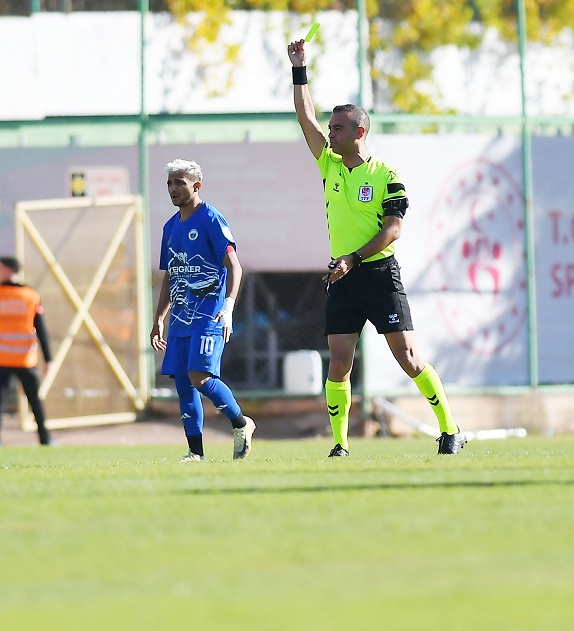 Tff 3. Lig 2. Grup’ta Kart Yağmuru, 38 Sarı, 2 Kırmızı (1)-1