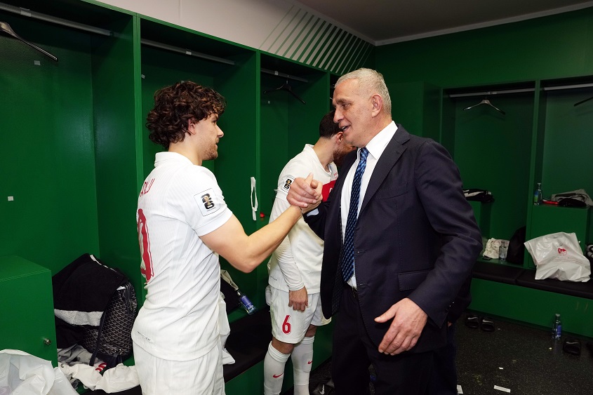 Tff Başkanı Hacıosmanoğlu, A Millî Takımımızı Tebrik Etti (2)