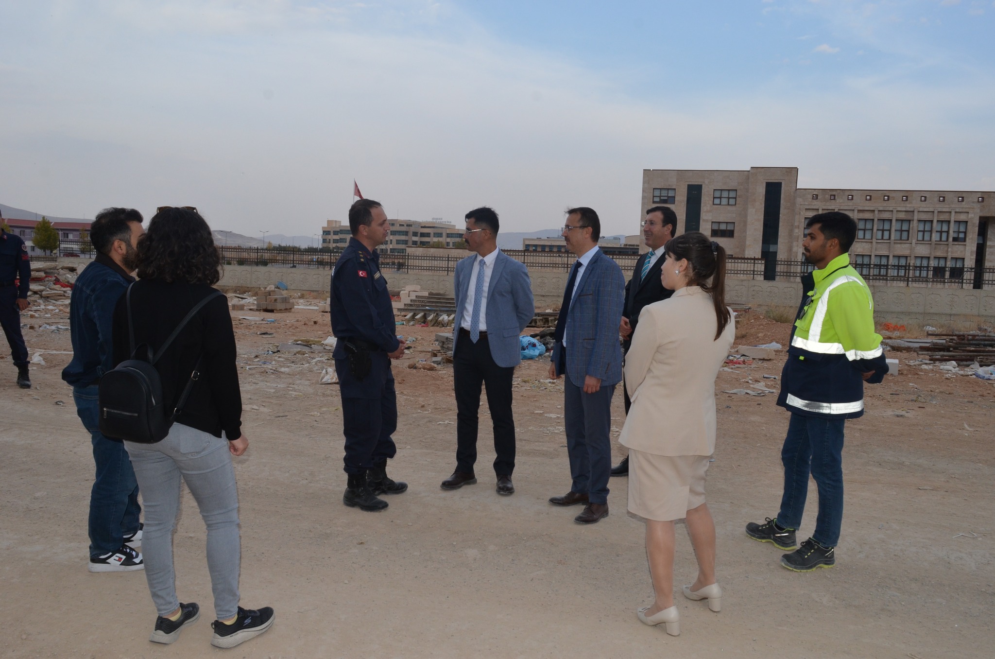 Yeni Kırşehir Devlet Hastanesi Inşaatında Protokol Incelemesi1