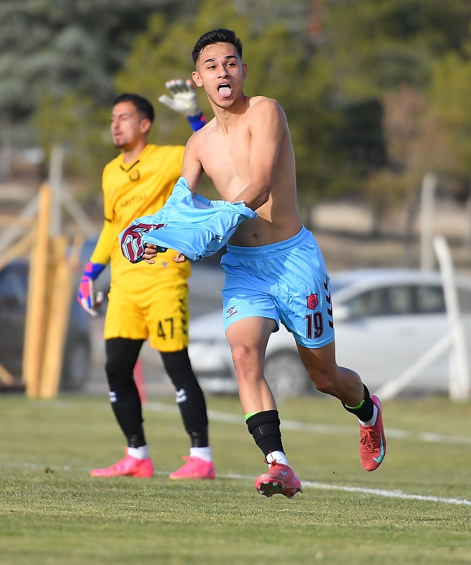 Yetişen Yıldızlar, Metin Can Ile Güldü 2 1 (2)