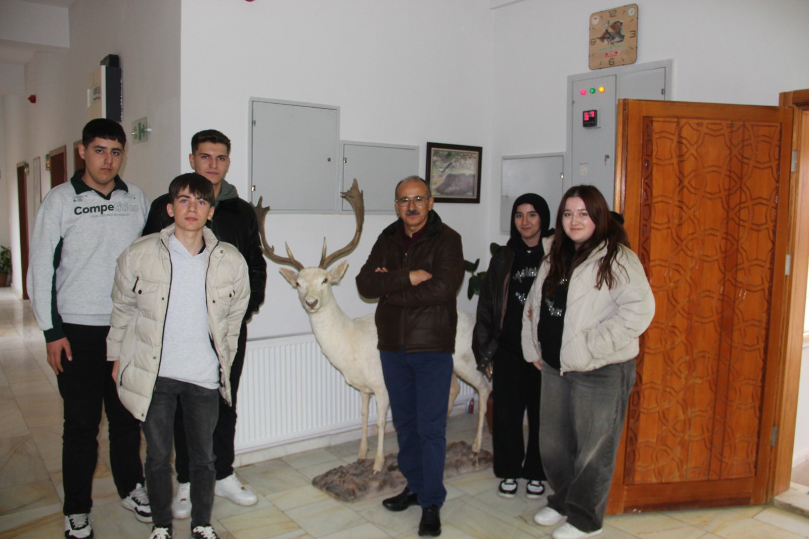 11B Sınıfı Öğrencileri Tabiat Müzesini Gezdi2