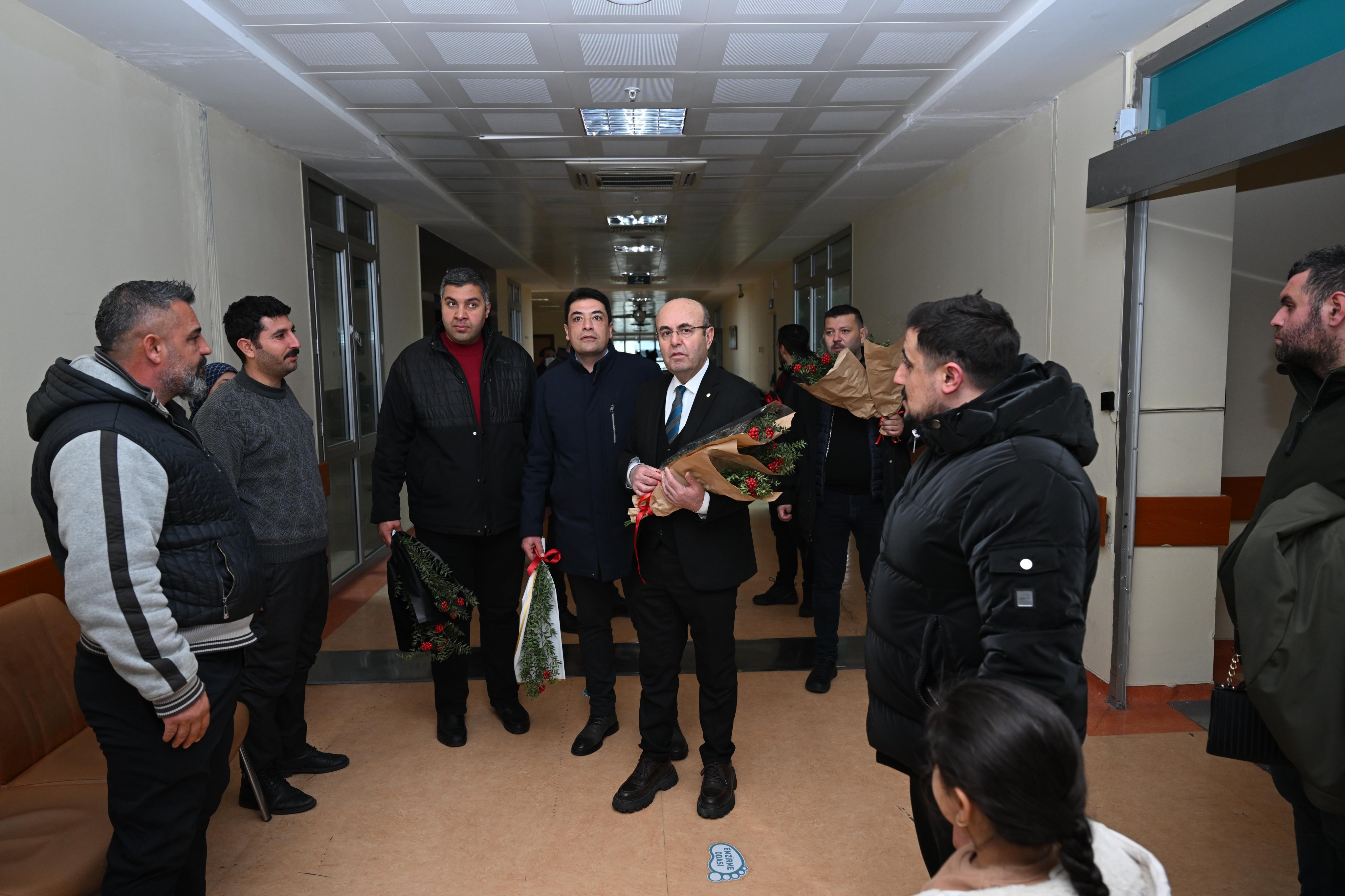 Başkan Ekicioğlu Ve Chp Heyetinden Esnaf Ve Emekçilere Kokina Çiçeği2