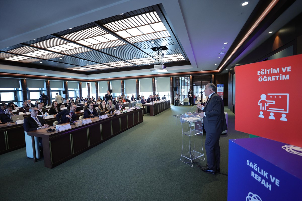 Gençler Karar Alma Süreçlerinde Artık “Geleceğin Hazırlayıcısı” Olmanın Ötesinde (1)