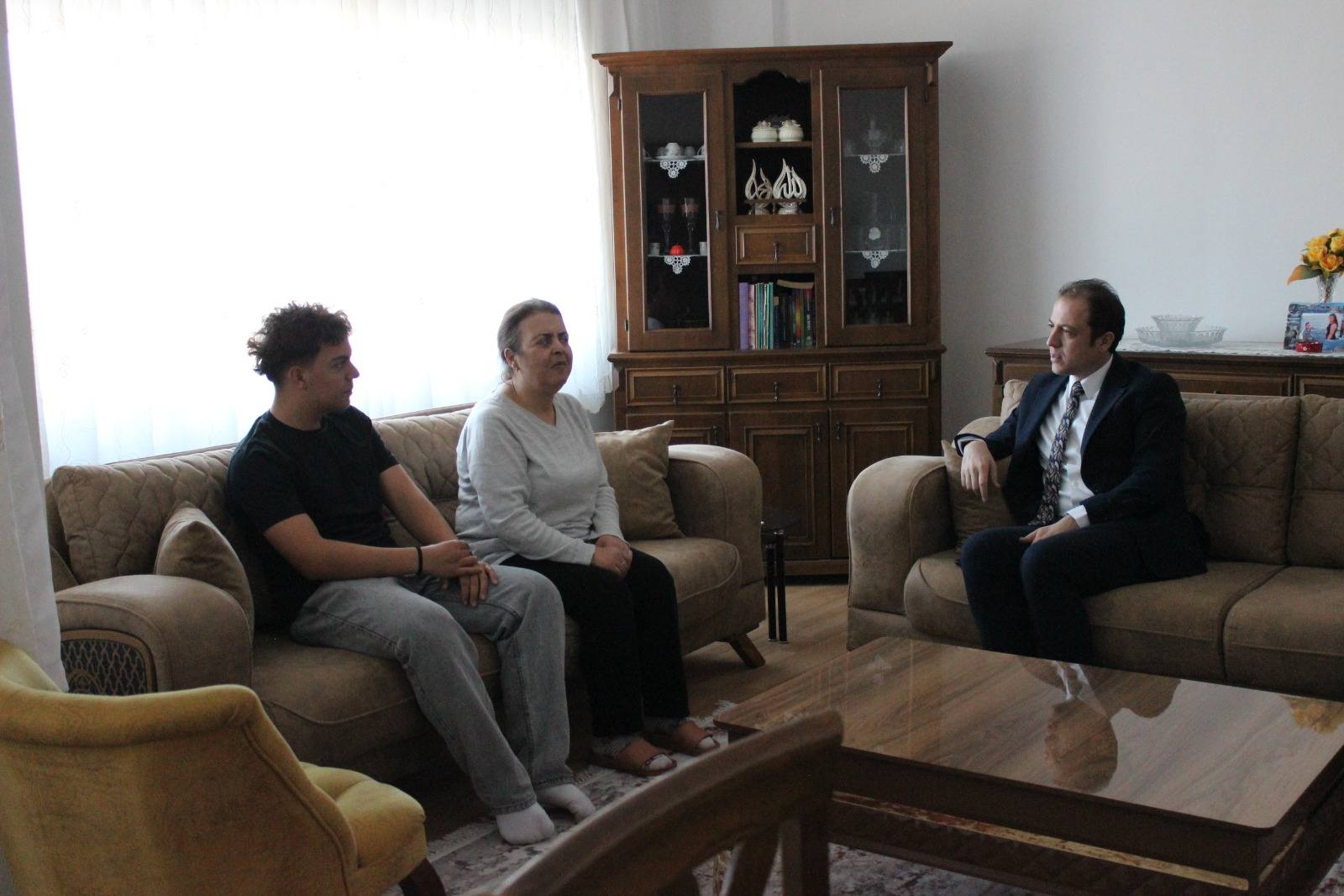 Kaymakam Engin Tokasıl Engel Sevgisizliktir4