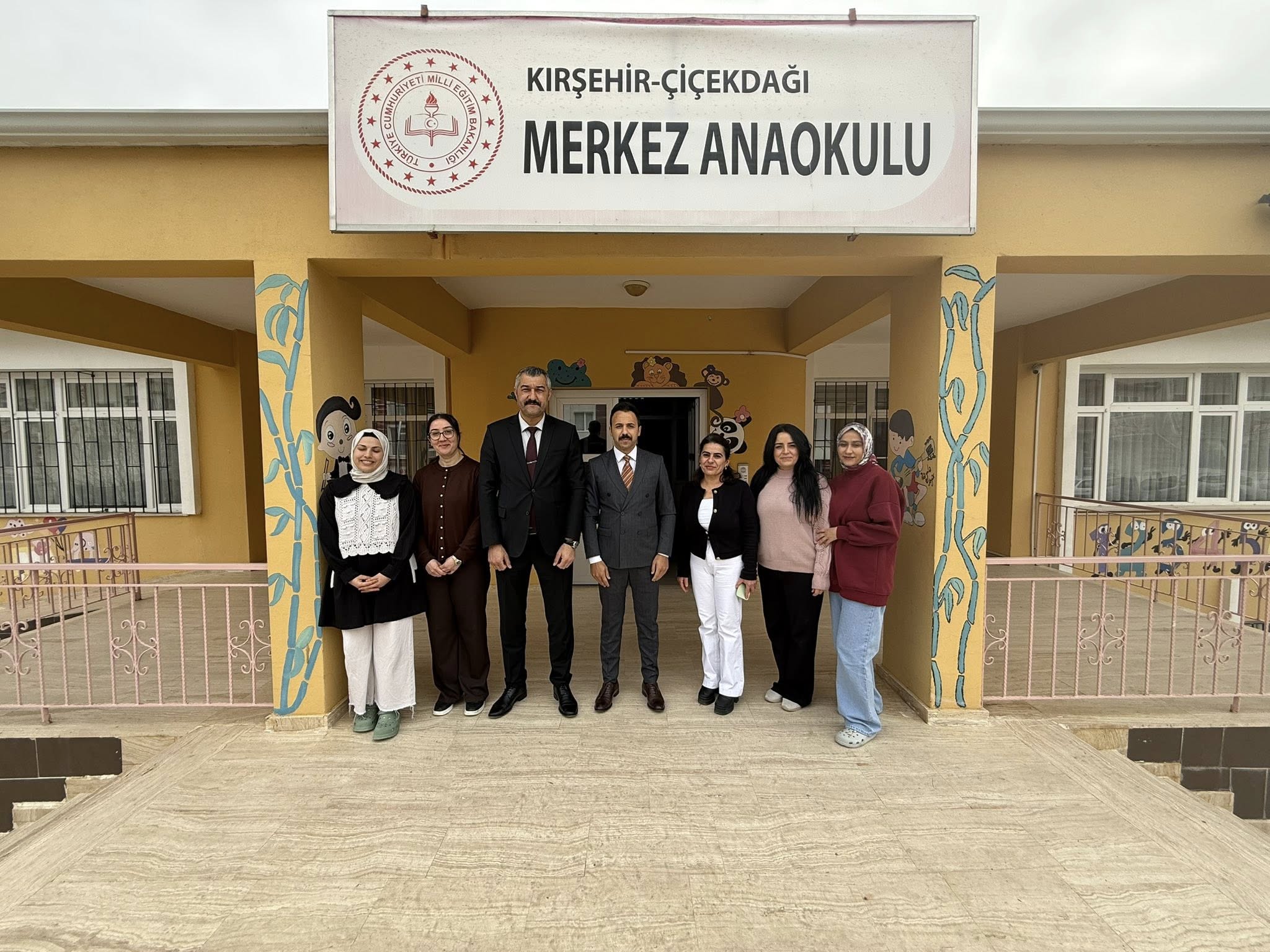 Kaymakam Öğüt, Miniklerle Bir Araya Geldi