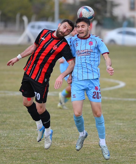 Kırşehir Yetişen Yıldızlar, Ladikspor Karşısında Çıkış Arıyor (1)